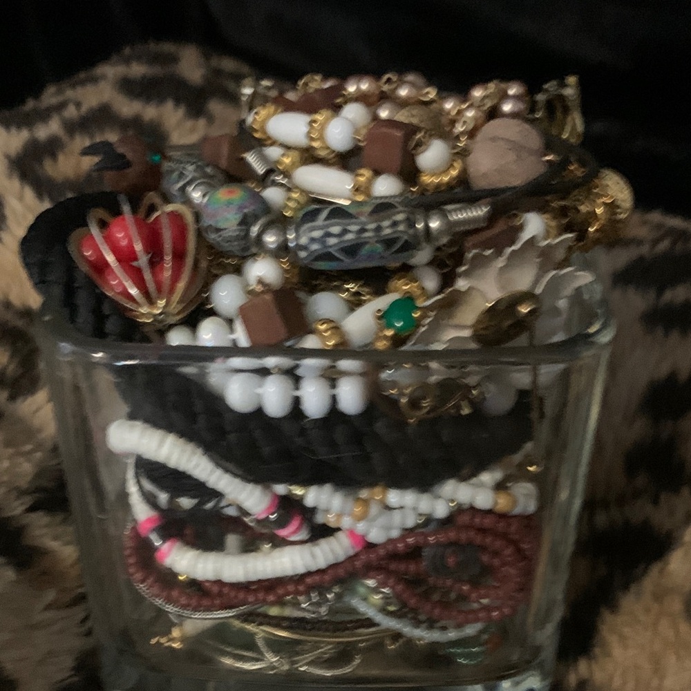 Jewelry Lot - Picture 6 of 9